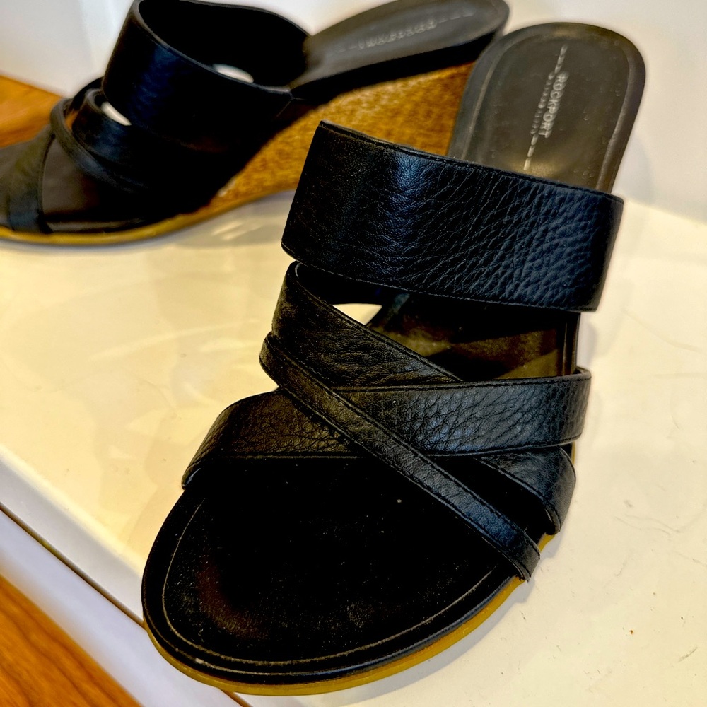 Emergency wedge.